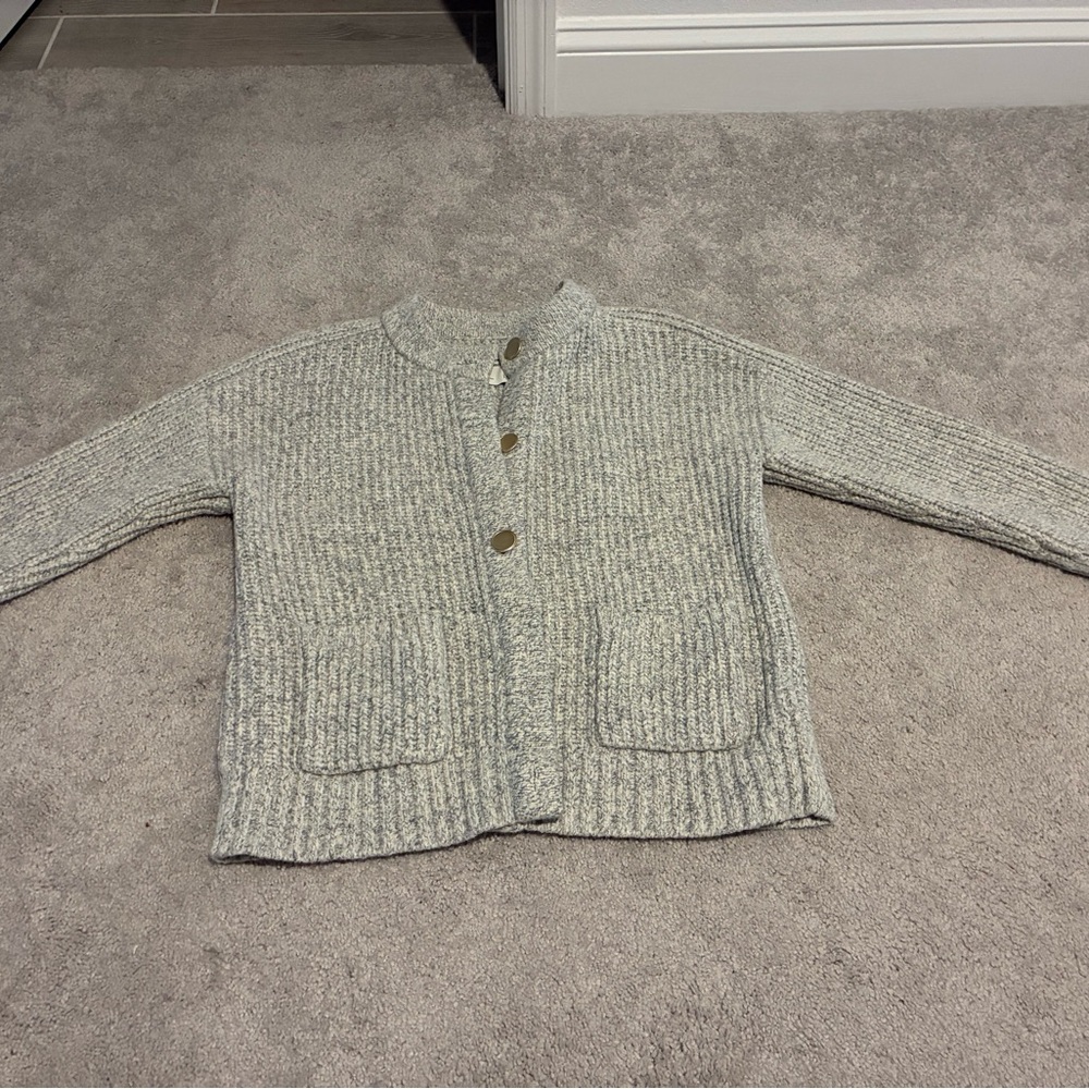 Abercrombie & Fitch Heather Light Gray Chunky Button-Front Cardigan
